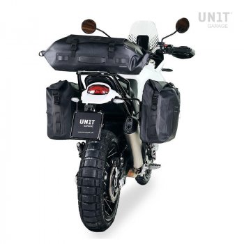 Sacoche latérale Khali en TPU + cadre droit Ducati DesertX