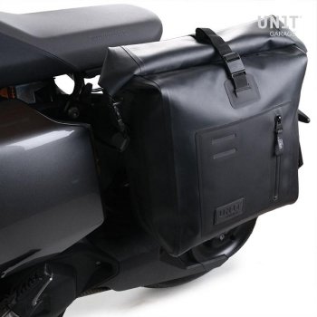 Sacoche latérale Khali TPU + cadre gauche BMW CE 04