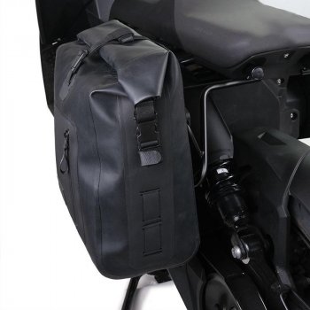 Sacoche latérale Khali TPU + cadre gauche BMW CE 04