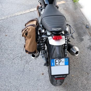 Sacoche latérale en toile + Gauge cadre Speed Twin