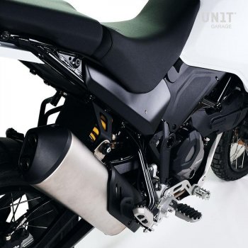 Paire de panneaux latéraux Ducati DesertX RR22