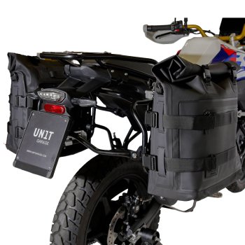 Deux sacoches cavalières Khali en TPU 35L - 45L + Paire de plaques aluminium + Cadres de sacoches en aluminium Atlas BMW F450GS