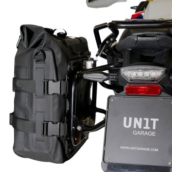 Deux sacoches cavalières Khali en TPU 35L - 45L + Paire de plaques aluminium + Cadres de sacoches en aluminium Atlas BMW F450GS