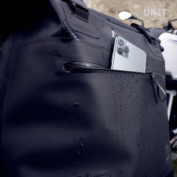 Deux sacoches latérales Khali en TPU 35L - 45L avec cadres nineT