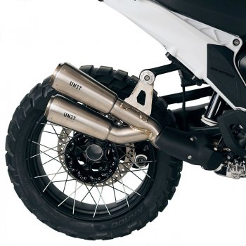 Double échappement de style GP BMW R1300GS en titane