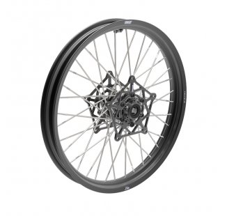 Roues avant BMW à rayons noirs de 21 pouces