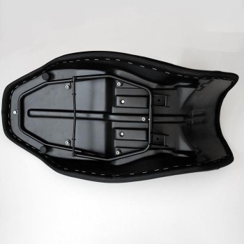 Selle longue noire / orange