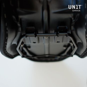 Selle longue noire / orange